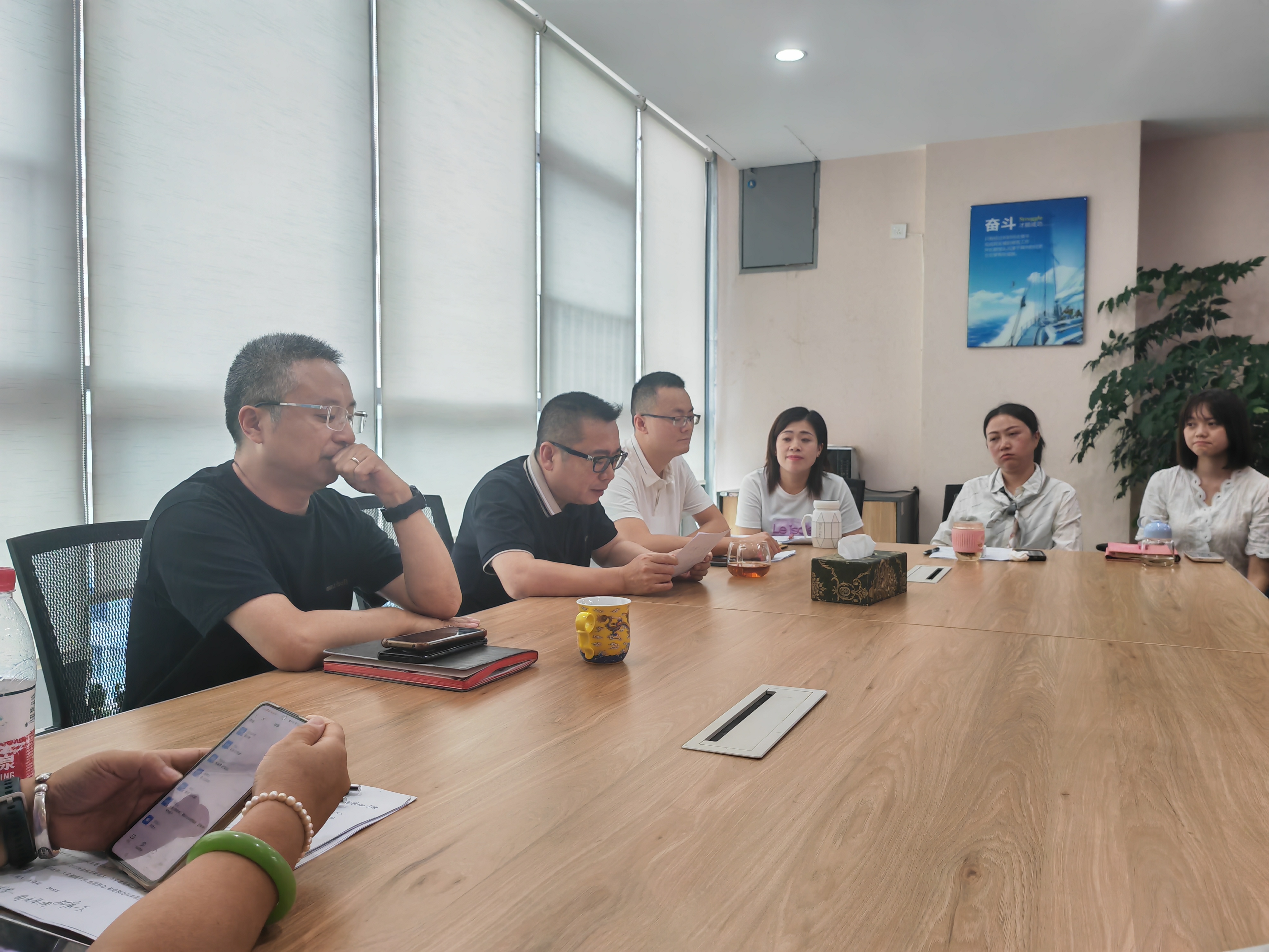 1726210664690229.jpg e1dcb2e879321342cf40187016c2502.jpg