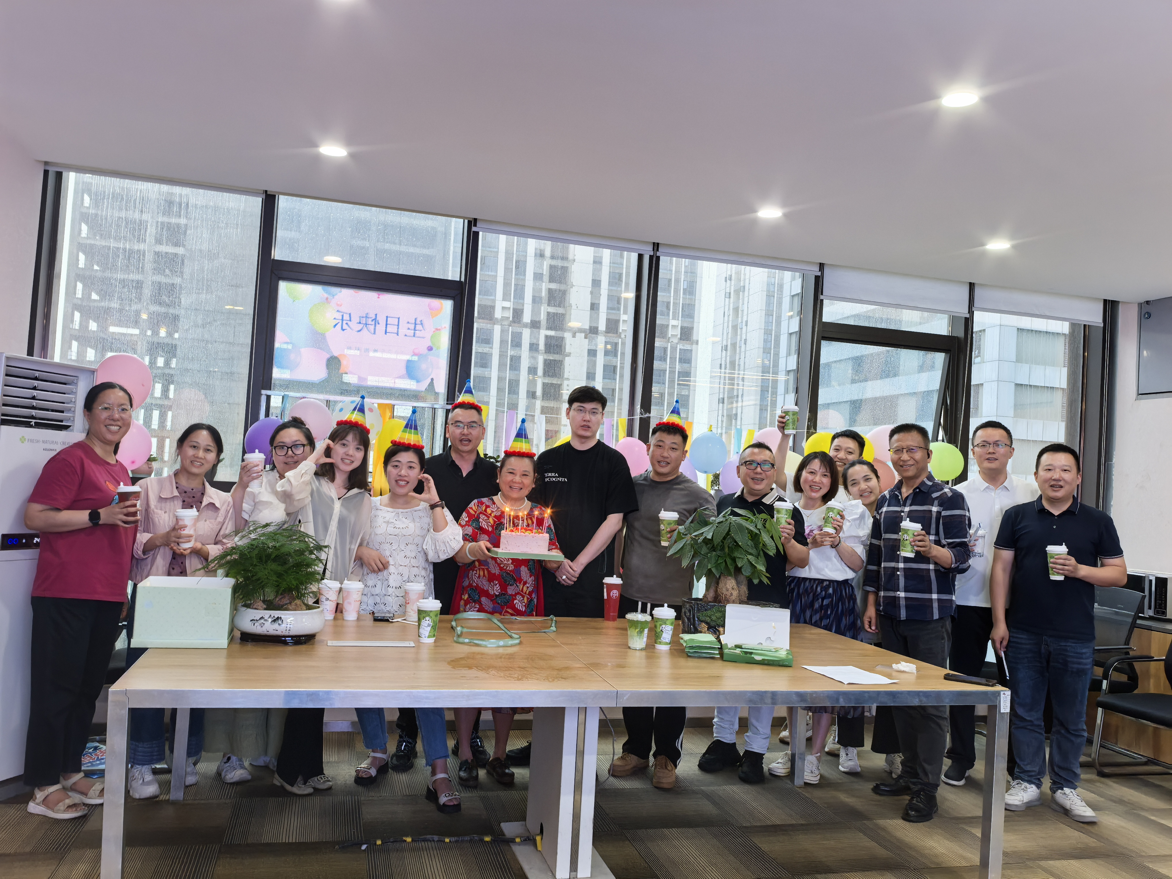 1751268675133105.jpg bde761f407e030b45012dfdc083c4af.jpg